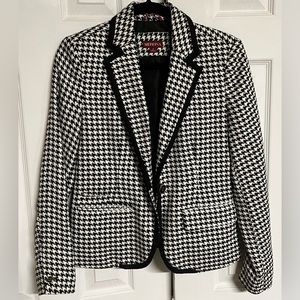 Merona Black/White Houndstooth Jacket. Size 4